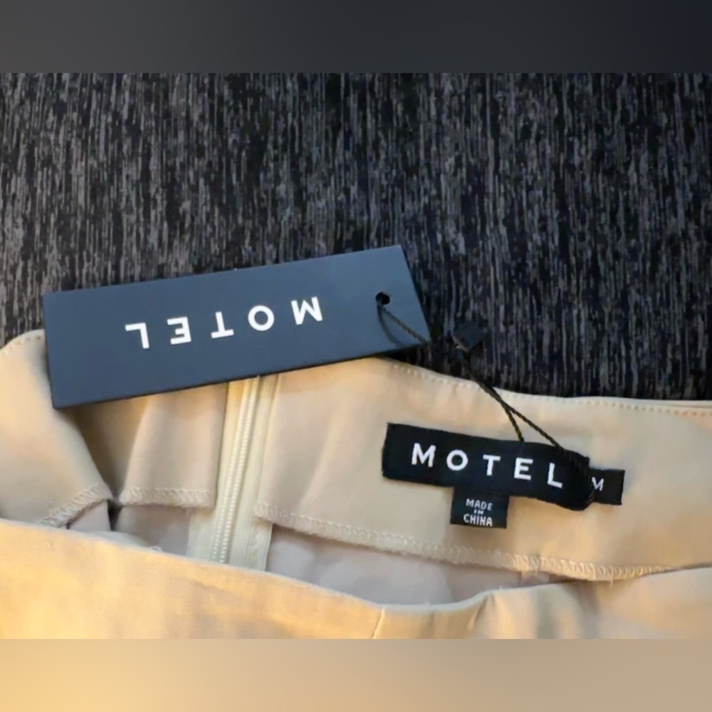 NWT - Motel Rocks Pelma Skirt Size M - Picture 5 of 7